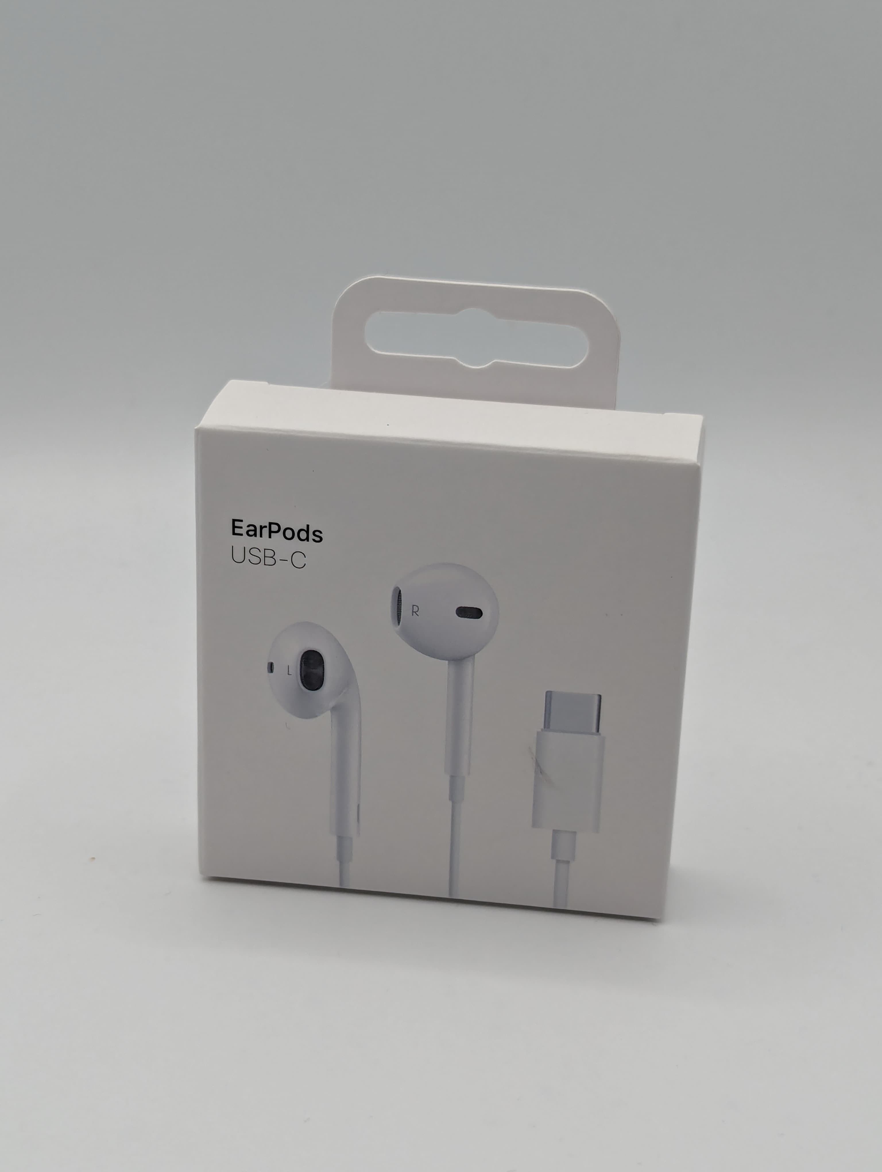 Apple Earphones with TYP-C connector